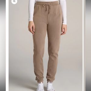 American Tall joggers in Latte Brown